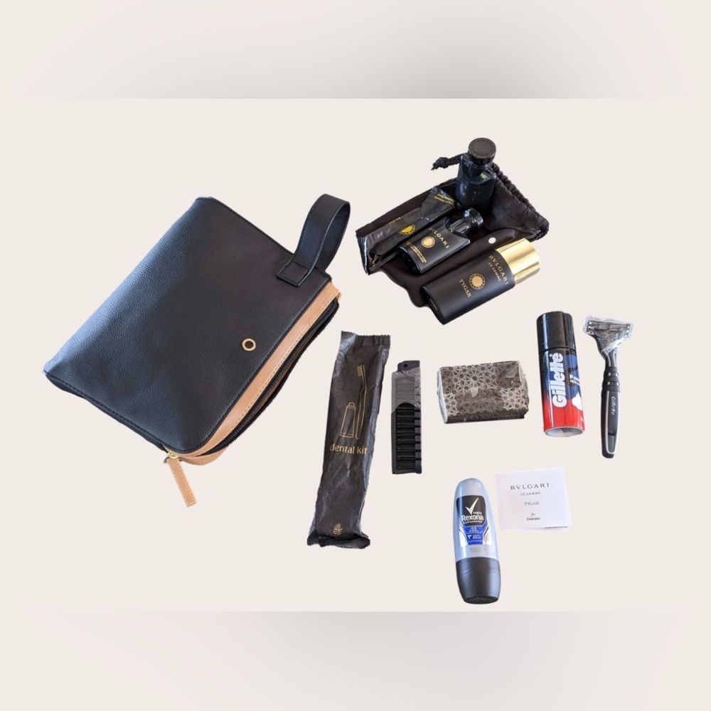 BVLGARI for Emirates Black Pebbled Leather Pochette Wristlet⭐️Italian Luxury - Picture 5 of 13